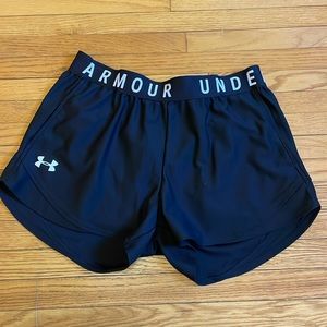 Moving sale!🛻 Under amour shorts